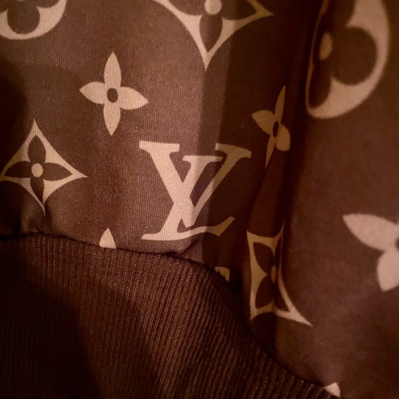 Designer Brown Patterned pullover - Picture 2 of 3